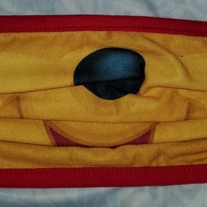 DISNEY WINNIE THE POOH FACE MASK